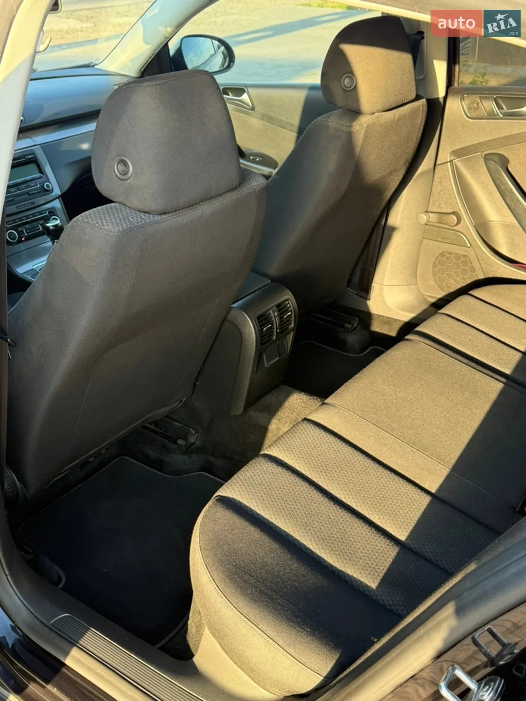 2010 Volkswagen Passat - мініатюра 35