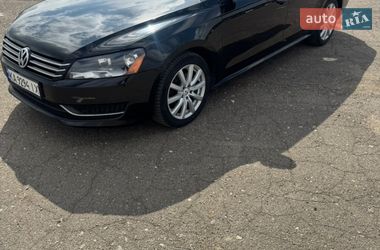 Седан Volkswagen Passat 2013 в Киеве
