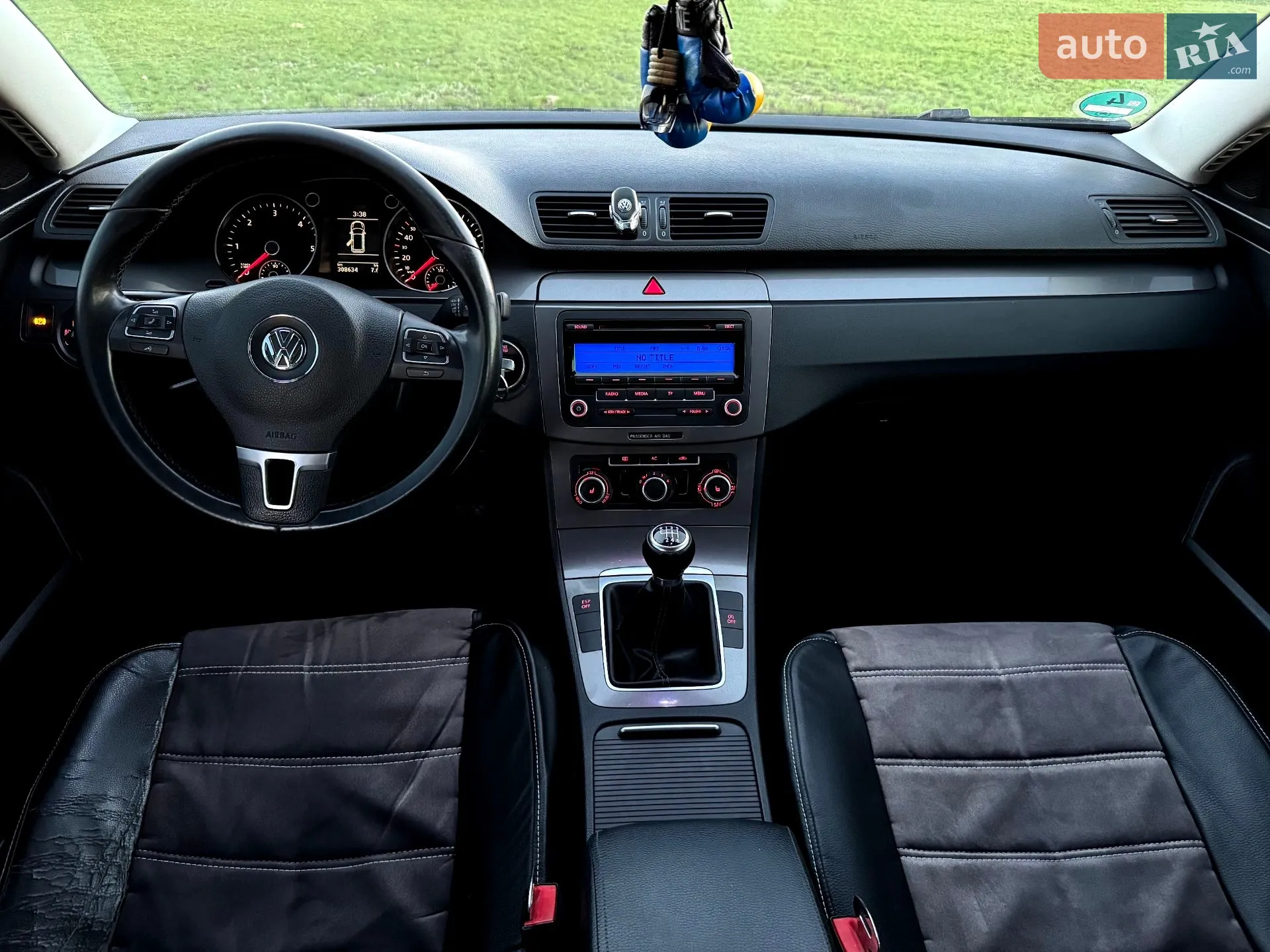 2010 Volkswagen Passat - мініатюра 20