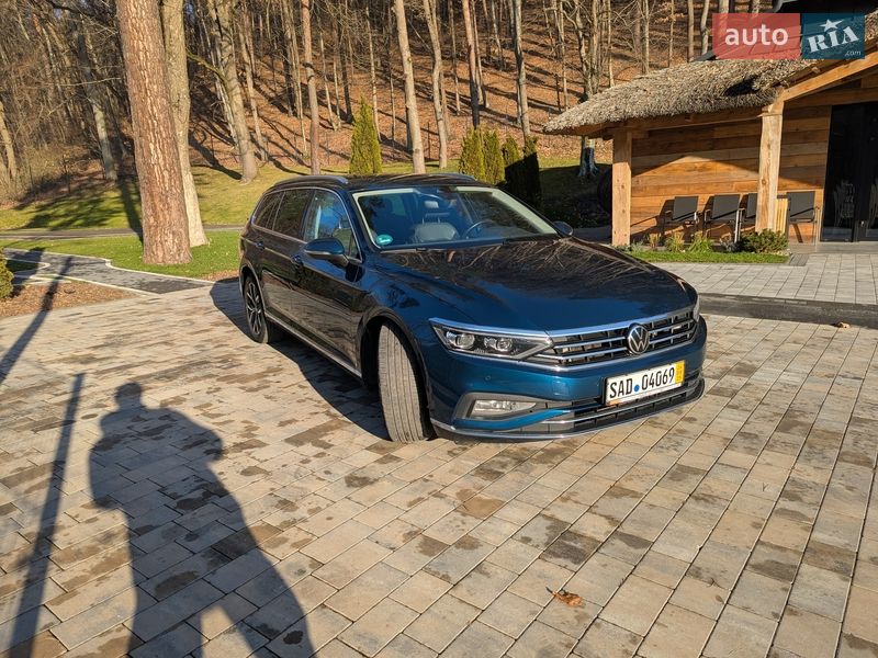 Универсал Volkswagen Passat 2020 в Львове
