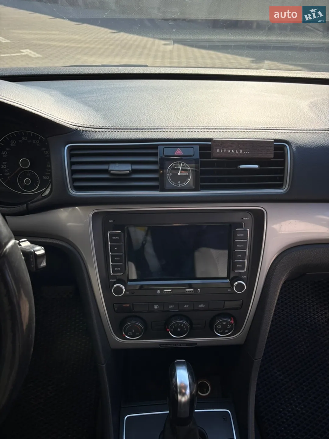 2014 Volkswagen Passat - мініатюра 17