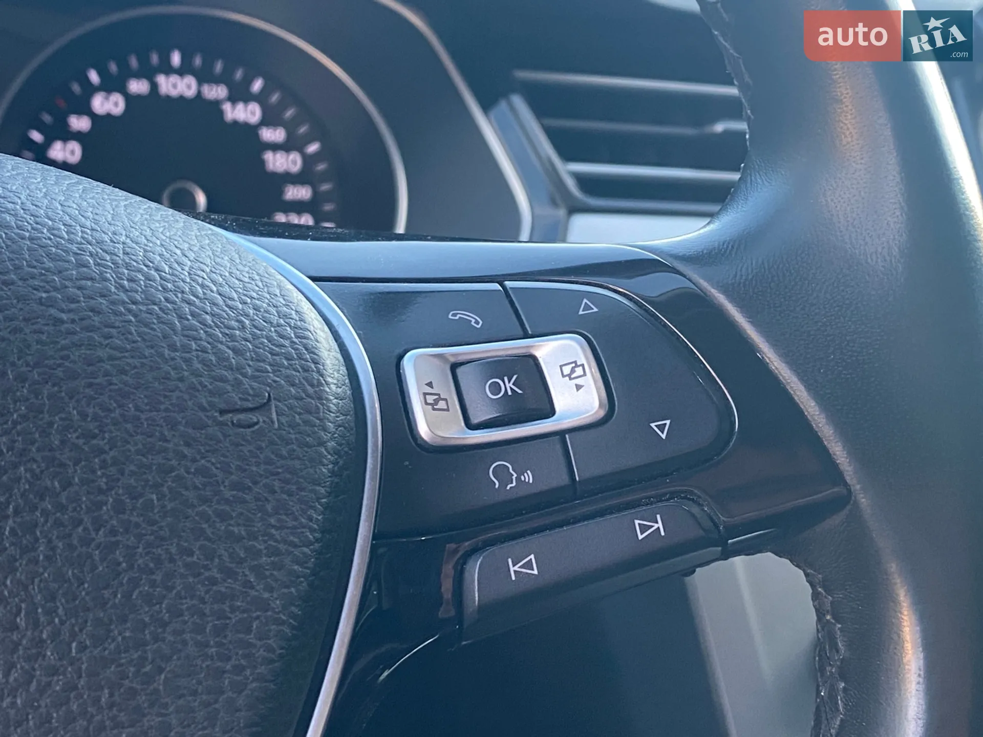 2015 Volkswagen Passat - мініатюра 27