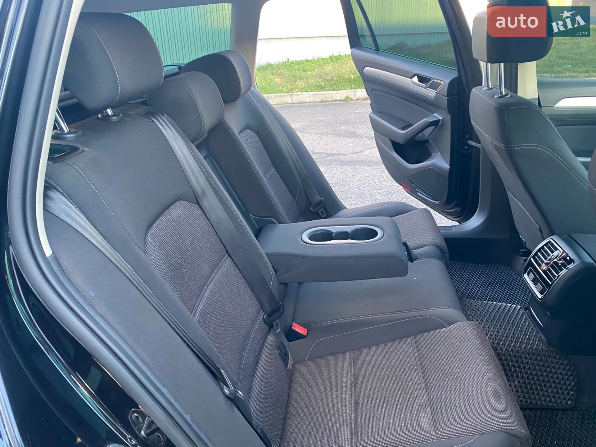 2015 Volkswagen Passat - мініатюра 32