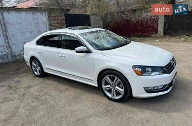 Седан Volkswagen Passat 2012 в Одессе