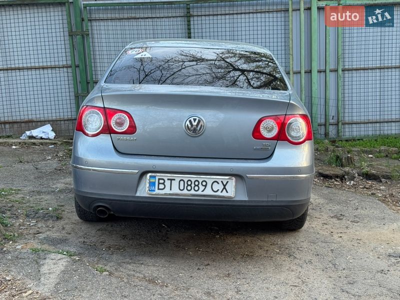 Седан Volkswagen Passat 2010 в Николаеве