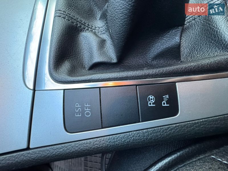 Седан Volkswagen Passat 2010 в Николаеве