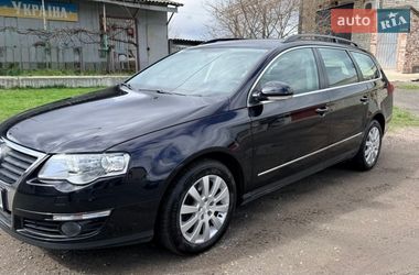 Универсал Volkswagen Passat 2010 в Сумах