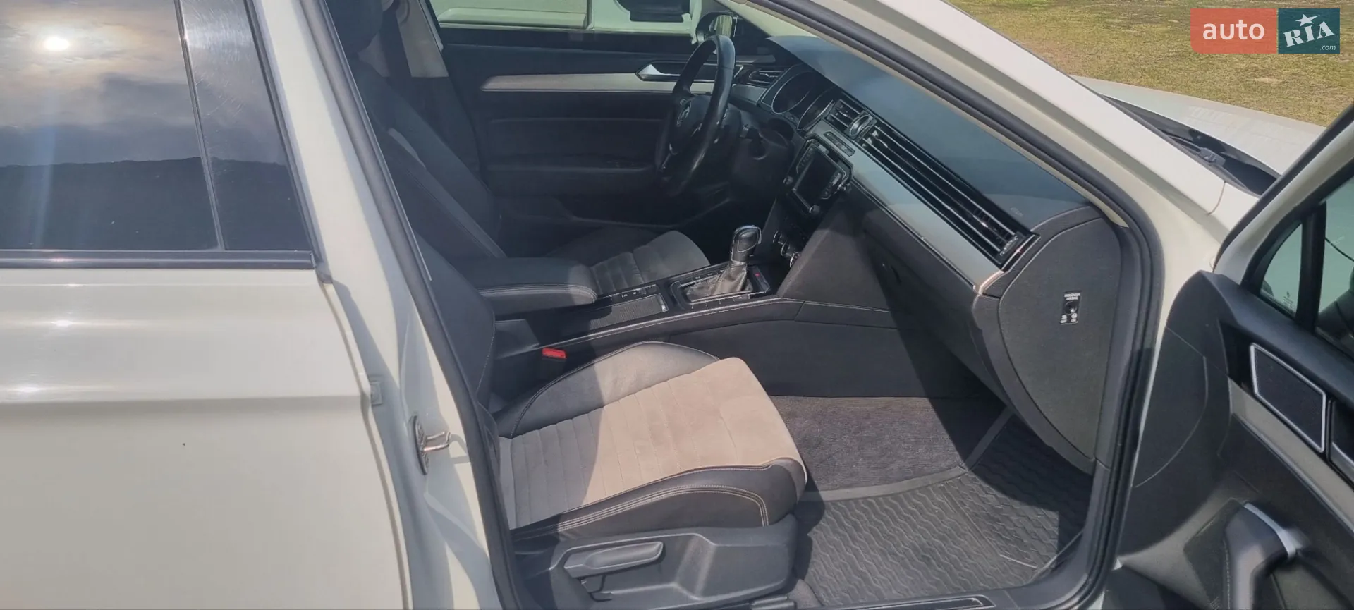 2017 Volkswagen Passat - мініатюра 10