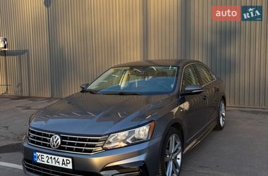 Седан Volkswagen Passat 2016 в Николаеве