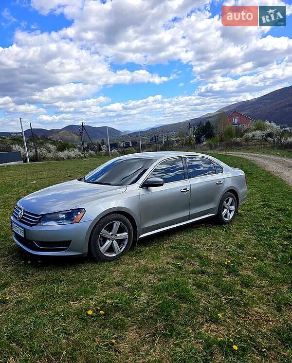 Volkswagen Passat 2012