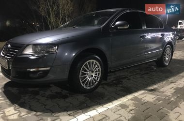 Седан Volkswagen Passat 2010 в Хмельницком