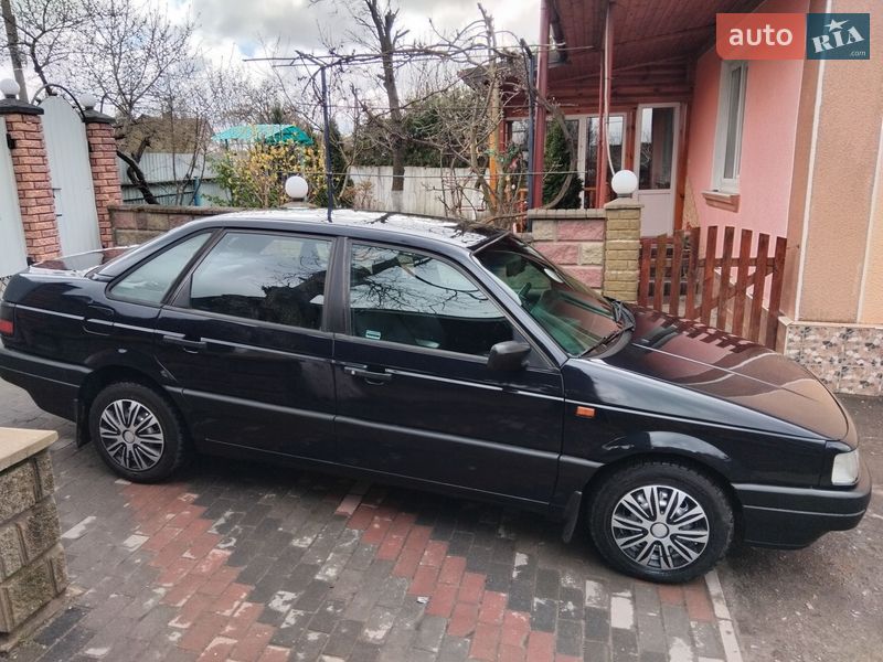 Volkswagen Passat 1993