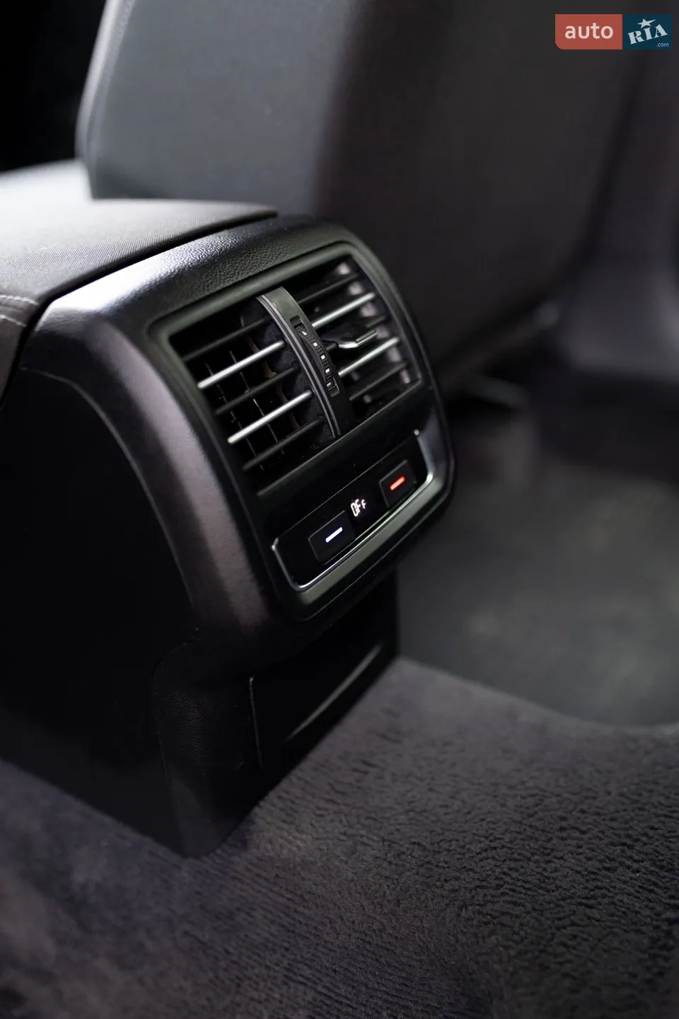2015 Volkswagen Passat - мініатюра 32