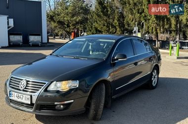 Седан Volkswagen Passat 2008 в Лубнах
