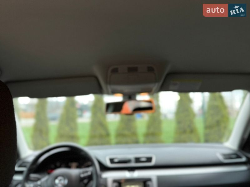 Седан Volkswagen Passat 2014 в Черновцах