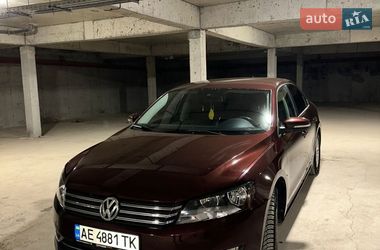 Седан Volkswagen Passat 2014 в Одесі