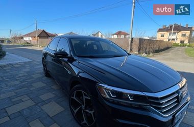 Седан Volkswagen Passat 2020 в Києві