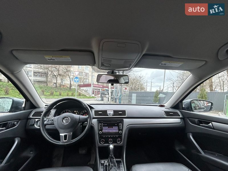 Седан Volkswagen Passat 2015 в Тернополе
