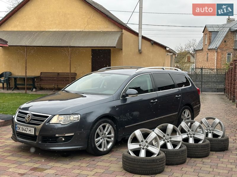 Универсал Volkswagen Passat 2010 в Ровно