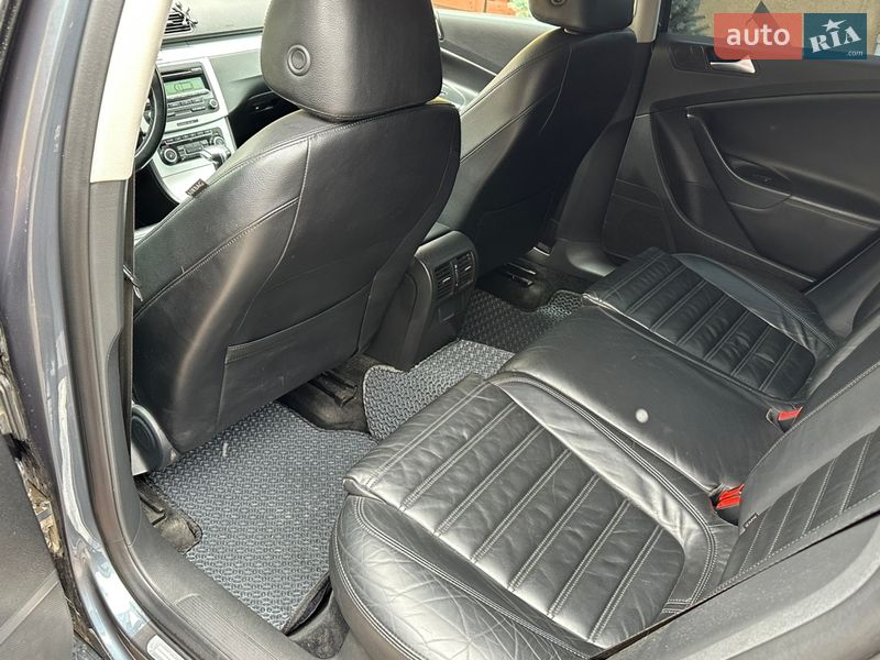 Универсал Volkswagen Passat 2010 в Ровно