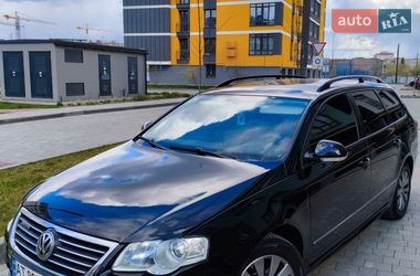 Универсал Volkswagen Passat 2010 в Ивано-Франковске