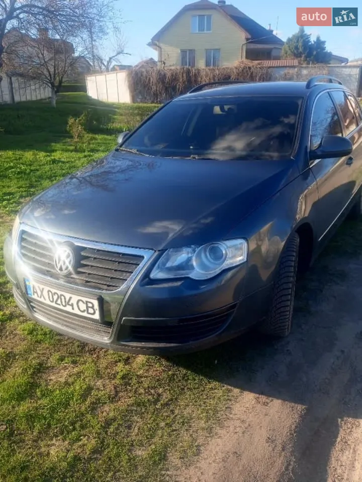 2010 Volkswagen Passat - мініатюра 8