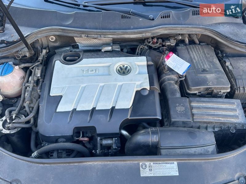 Универсал Volkswagen Passat 2009 в Киеве