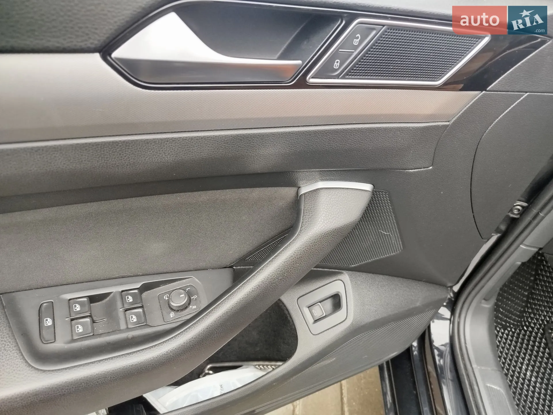 2017 Volkswagen Passat - мініатюра 14