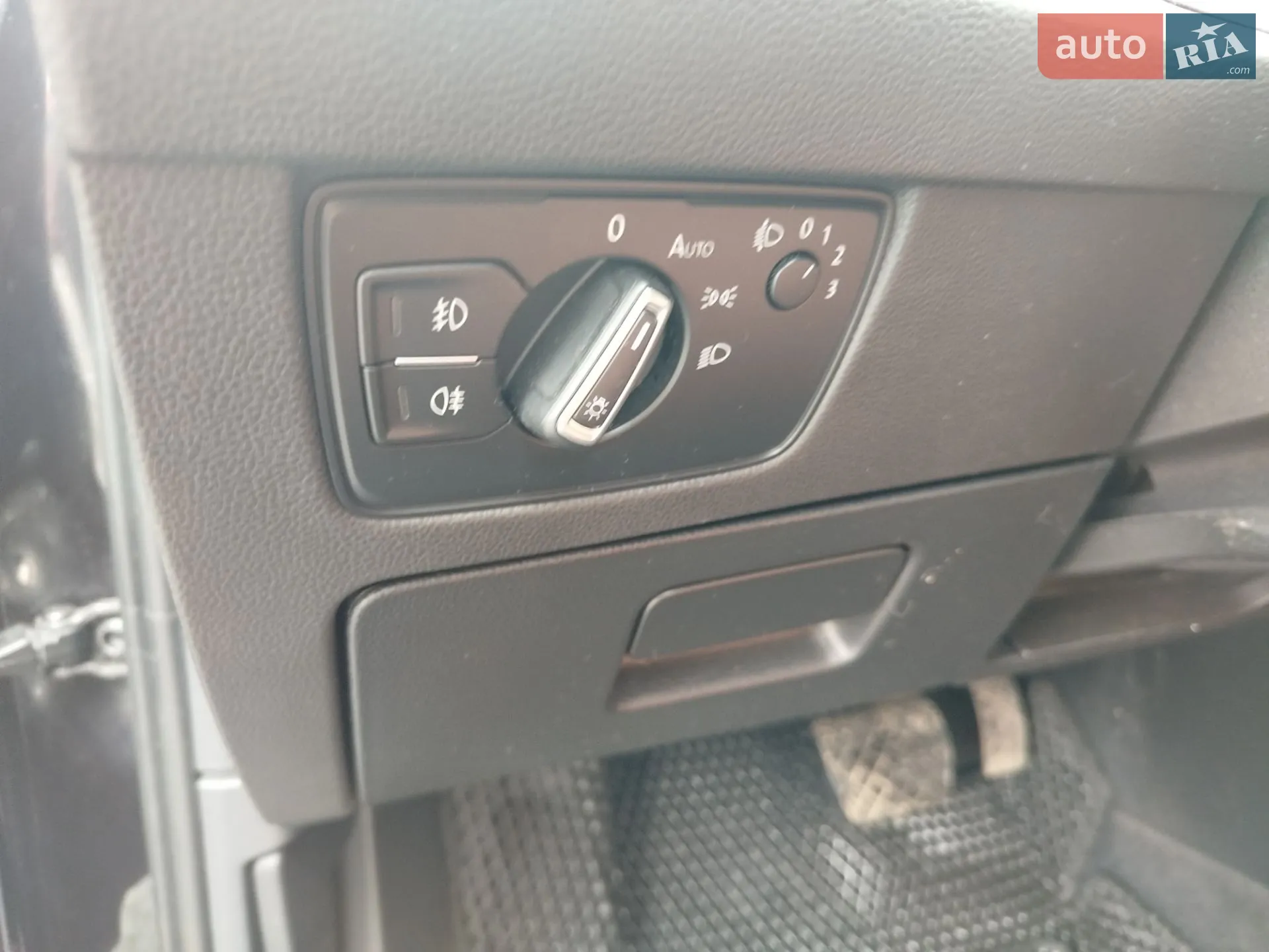 2017 Volkswagen Passat - мініатюра 18