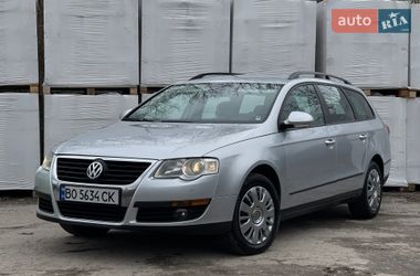 Универсал Volkswagen Passat 2010 в Тернополе