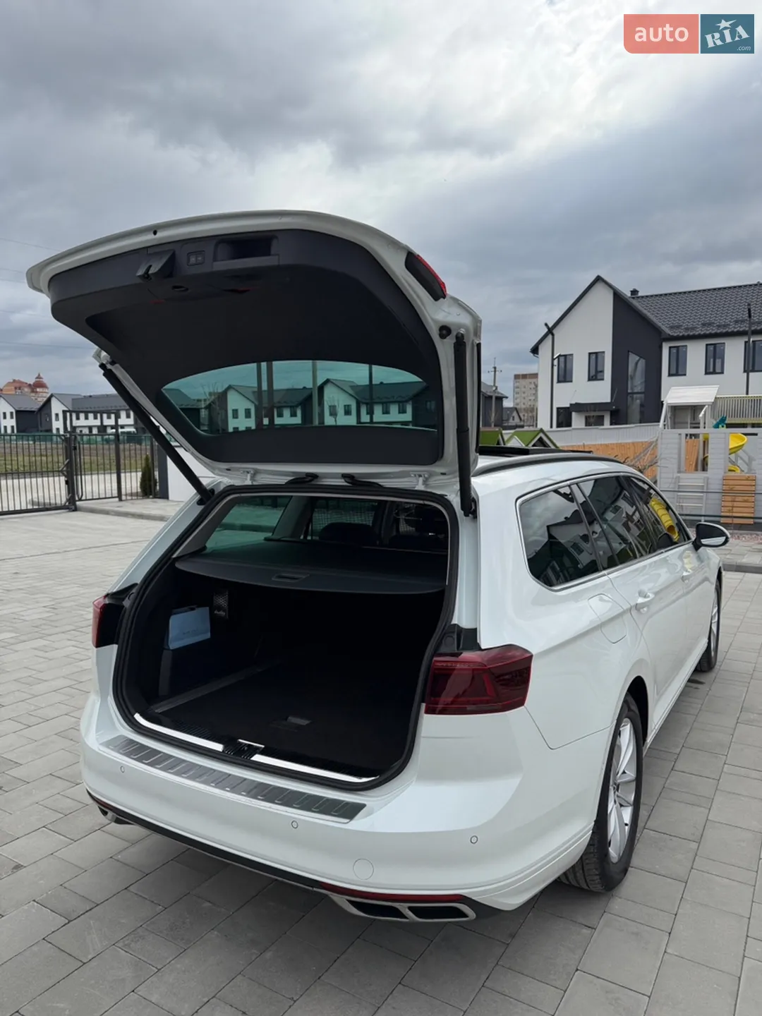 2022 Volkswagen Passat - мініатюра 245