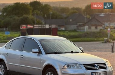 Седан Volkswagen Passat 2001 в Черновцах