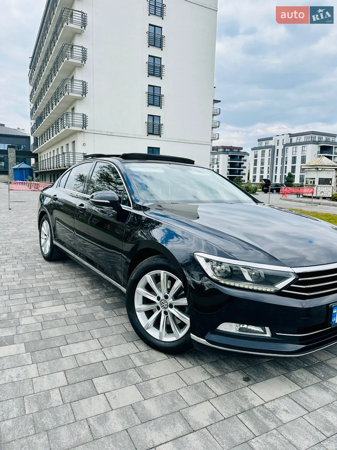 2015 Volkswagen Passat - мініатюра 5