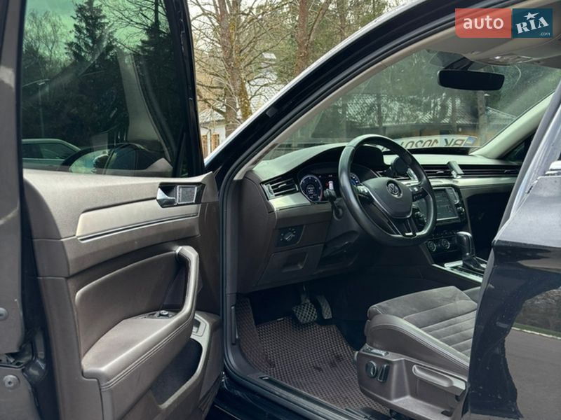 Универсал Volkswagen Passat 2016 в Ровно