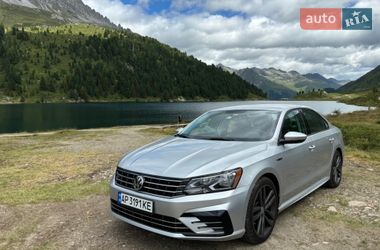 Седан Volkswagen Passat 2017 в Запорожье