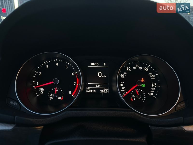 Седан Volkswagen Passat 2018 в Киеве
