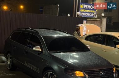 Універсал Volkswagen Passat 2010 в Тернополі