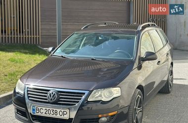 Универсал Volkswagen Passat 2009 в Львове