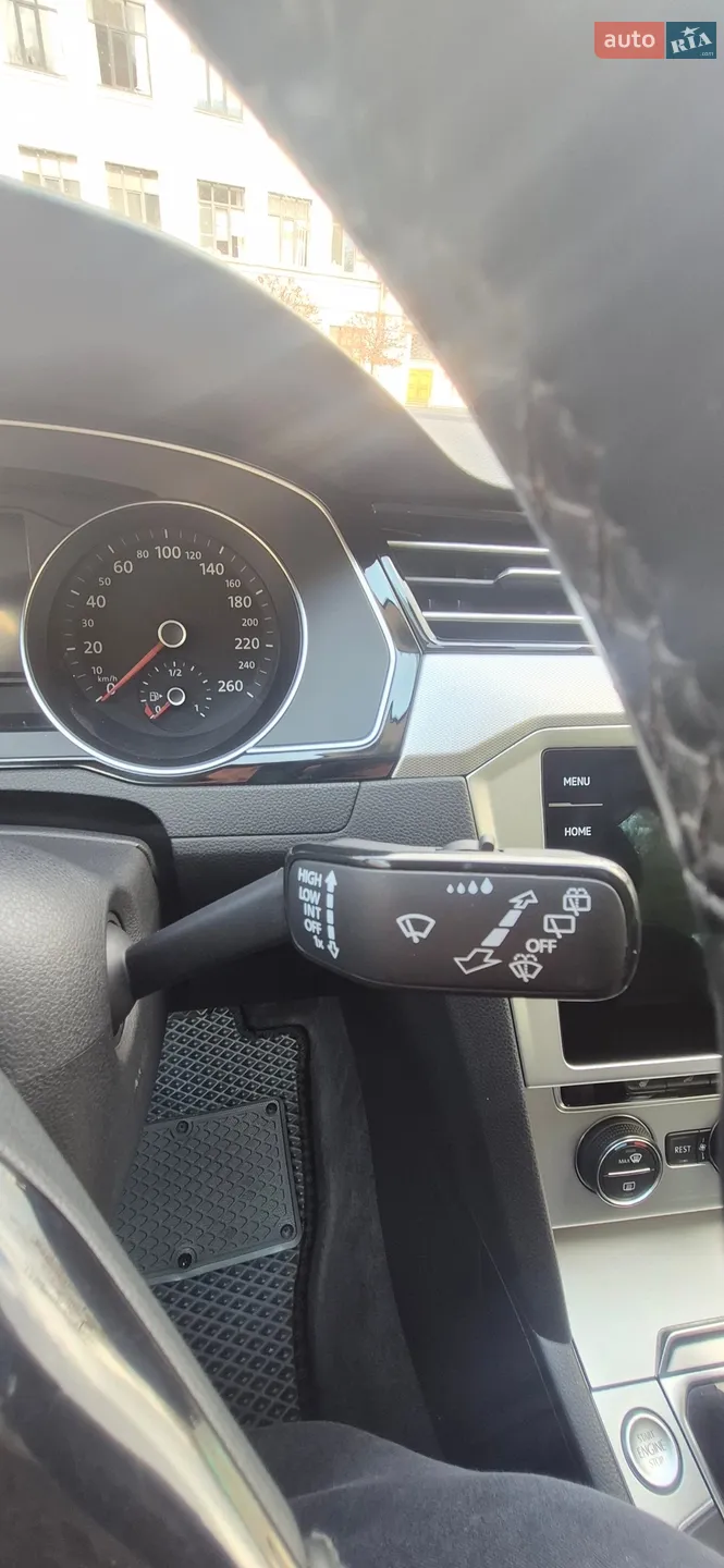 2017 Volkswagen Passat - мініатюра 23