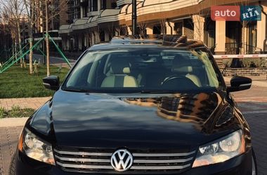 Седан Volkswagen Passat 2014 в Софиевской Борщаговке