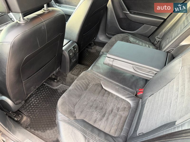 Седан Volkswagen Passat 2011 в Киеве