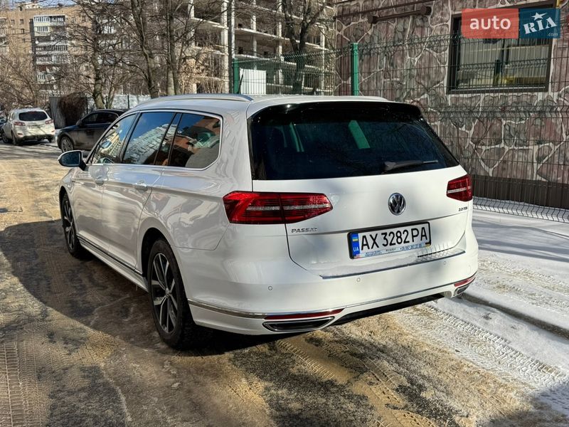 Універсал Volkswagen Passat 2017 в Харкові