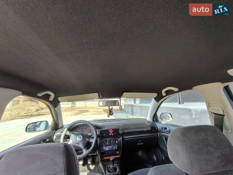 Универсал Volkswagen Passat 1998 в Надворной