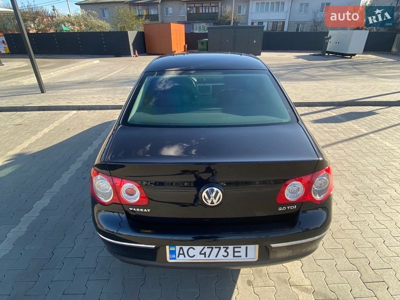 Седан Volkswagen Passat 2009 в Луцке