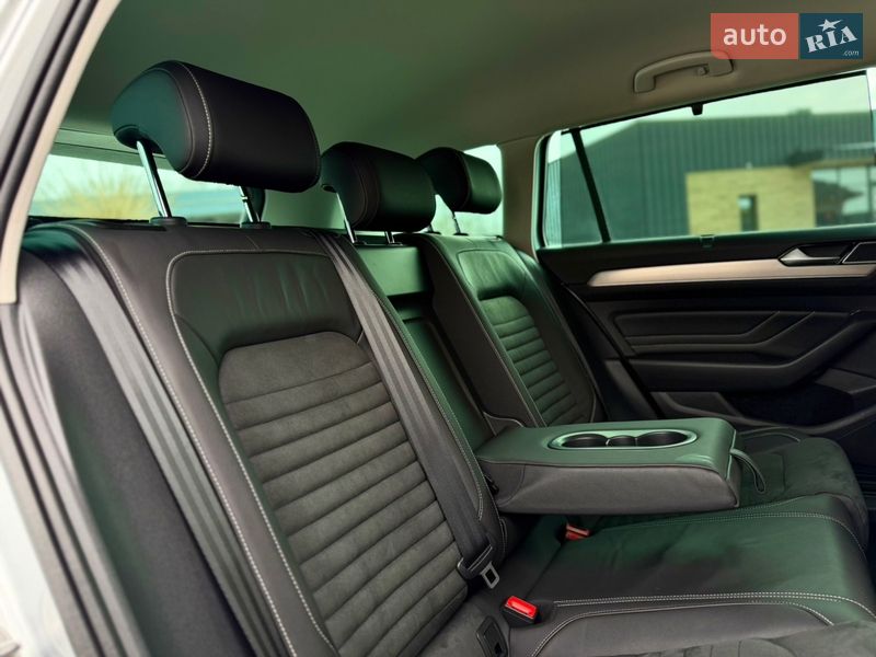 Универсал Volkswagen Passat 2021 в Луцке