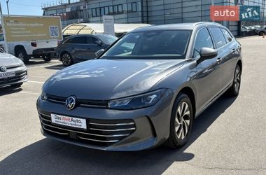 Универсал Volkswagen Passat 2024 в Киеве