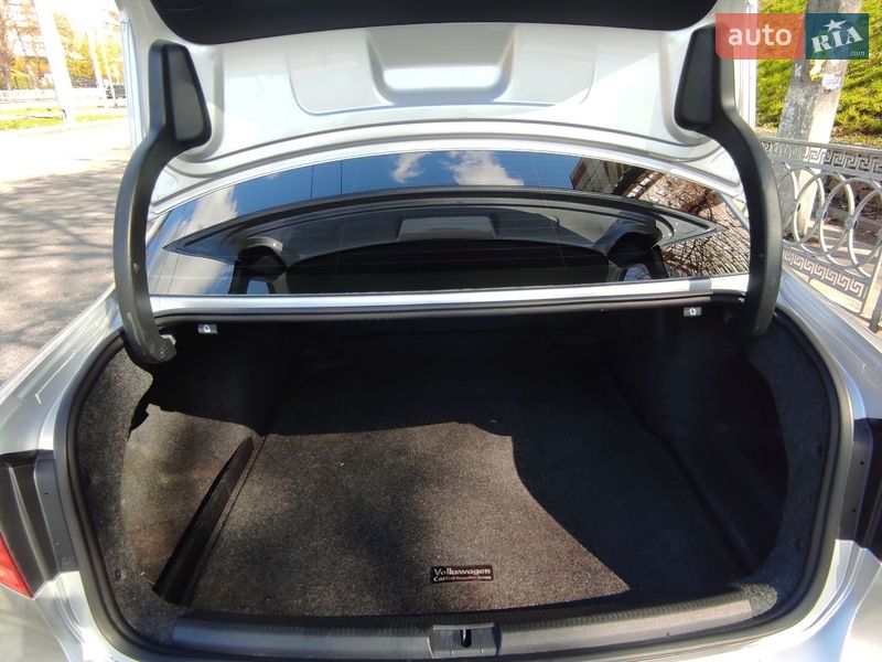 Седан Volkswagen Passat 2013 в Киеве фото 17 Седан Volkswagen Passat 2013 в Киеве