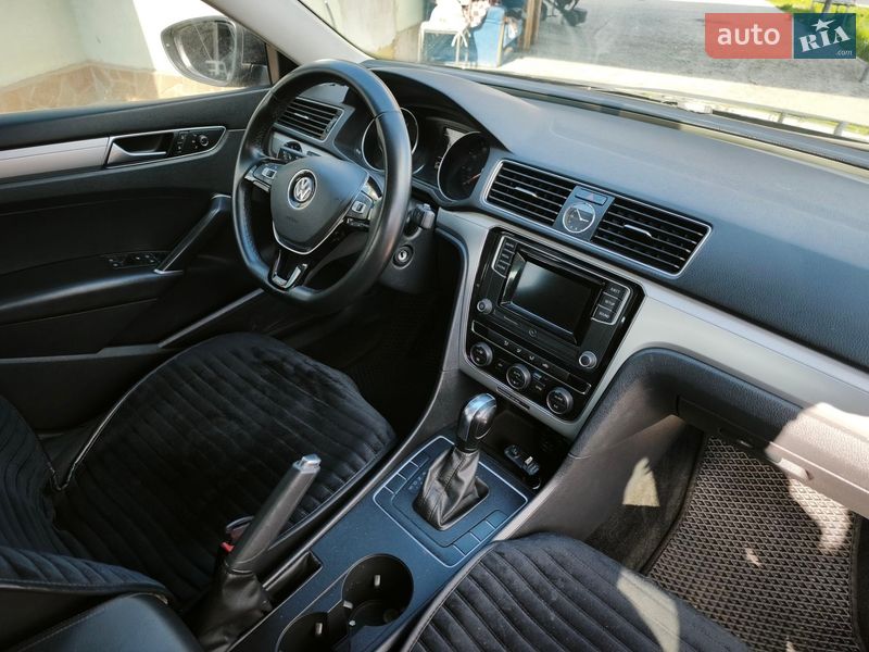 Седан Volkswagen Passat 2015 в Кривом Роге