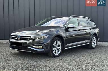 Універсал Volkswagen Passat 2023 в Луцьку