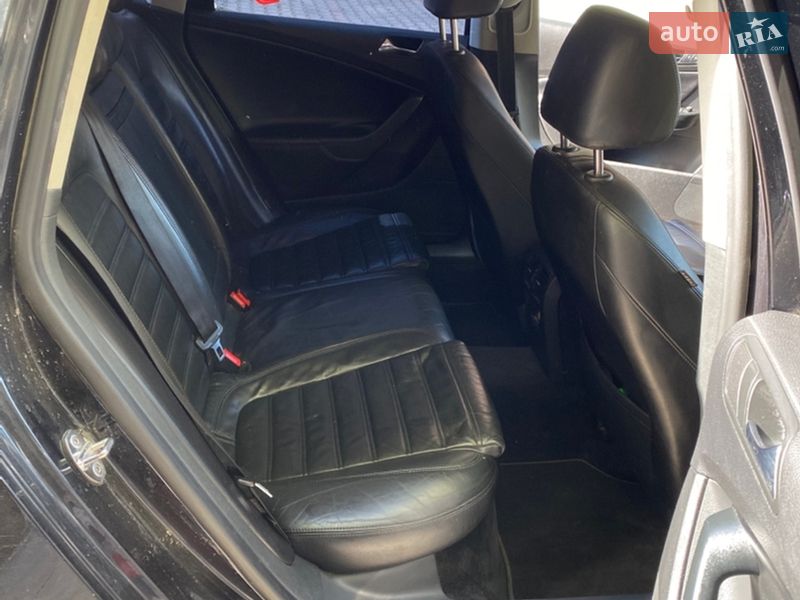 Універсал Volkswagen Passat 2008 в Чернівцях